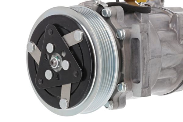 VALEO Compressore, Climatizzatore 813206