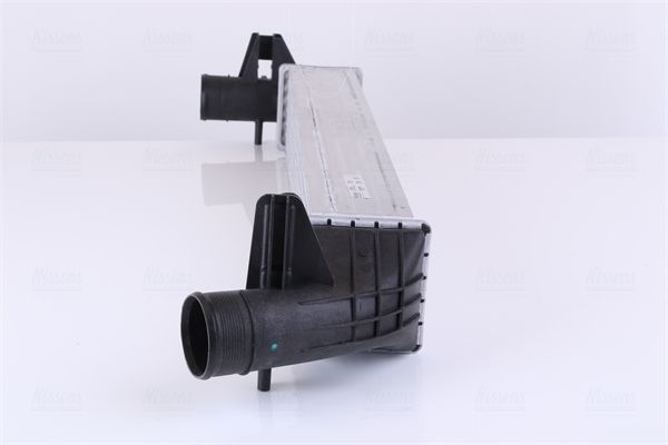 NISSENS Intercooler 96530